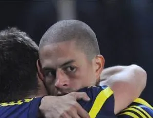 Fener'de Soyunma Odasında Kavga