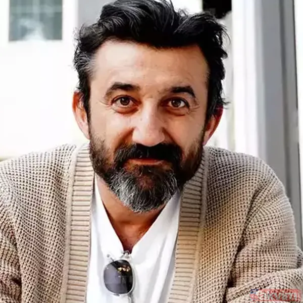 4 yıl önce evlendiler! Sandık Kokusu’nun Reha’sı Necip Memili’nin eşi bakın kim çıktı! Defne Samyeli nikah şahidi olmuştu... - 8