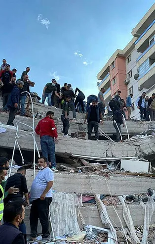 AB: Ege'deki deprem sonrası yardıma hazırız