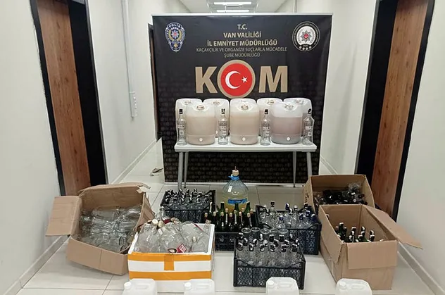 Van'da 254 litre sahte alkol ele geçirildi