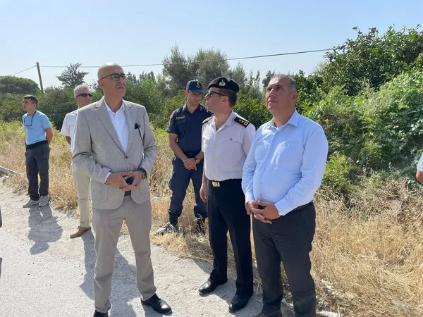 aydinda-orman-ve-makilik-alanda-yangin-cikti-1690359610287.jpg Aydın'da orman ve makilik alanda yangın çıktı-5