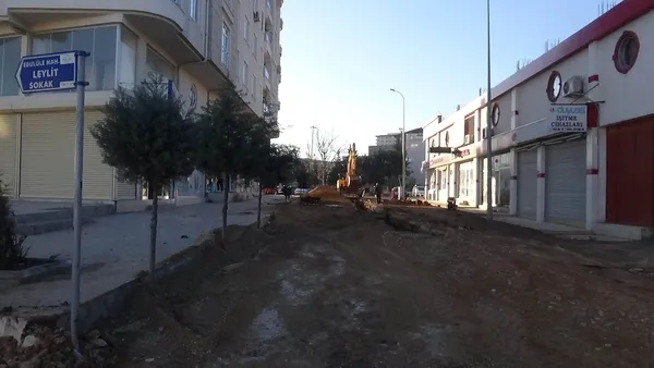 semaver-cay-icmek-icin-agaci-kestiler-belediye-once-ceza-kesti-sonra-yenisini-dikti-1611241297682.jpg Semaver çay içmek için ağacı kestiler! Belediye önce ceza kesti sonra yenisini dikti-4