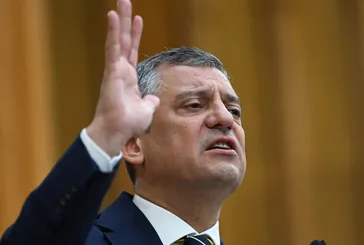 İşte Özgür Özel’in tehditler savurduğu Takvim manşeti!