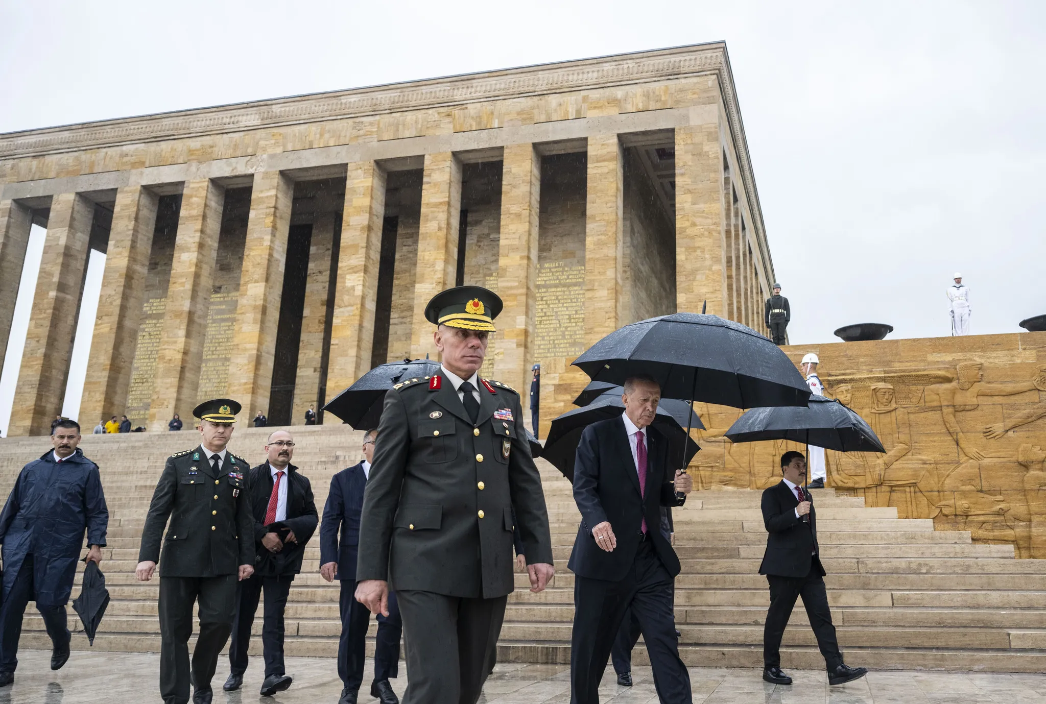 Başkan Erdoğan’dan Anıtkabir’e ziyaret!