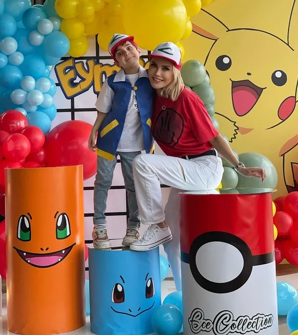 ece-erkenin-hayata-tutunma-sebebim-dedigi-ogluna-bakin-yas-gunu-pozlarina-ilk-yorum-eski-dostu-alisandan-geldi-1649363033014.jpg Ece Erken’in “Hayata tutunma sebebim” dediği oğluna bakın! Yaş günü pozlarına ilk yorum eski dostu Alişan’dan geldi-6