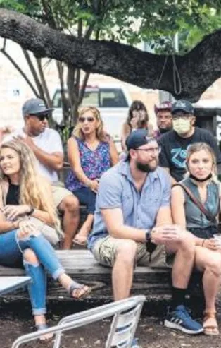 Microsoft'un kurucusu Bill Gates dünyaya Kovid-19 tehdidi: Sonbaharda salgın çok daha kötüleşecek