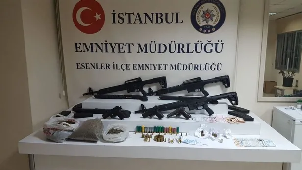 İstanbul’un 5 ilçesinde zehir tacirlerine operasyon: Uyuşturucu satıcısından cephanelik çıktı-3
