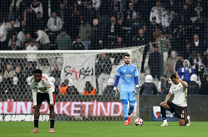 Spor yazarları Beşiktaş - Galatasaray derbisini değerlendirdi! "İnanılmaz acemi" - 20
