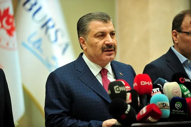 bakan-koca-bir-defaya-mahsus-diyerek-duyurdu-kanunda-belirtilen-sureyi-beklemeksizin-asistanliga-baslayabilece-1650469750120.jpeg Sağlık Bakanı Fahrettin Koca 'bir defaya mahsus' diyerek duyurdu: Memuriyetten istifa eden doktorlara asistanlık imkanı-2
