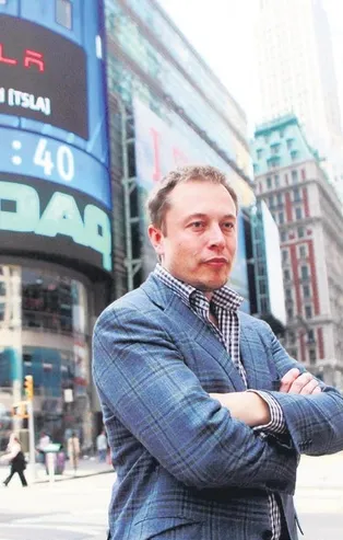 Elon Musk, Jeff Bezos’u tahtından indirdi: Dünyanın en zengin insanı oldu