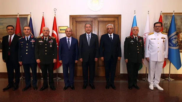 Milli Savunma Bakanı Hulusi Akar komutanları kabul etti-1