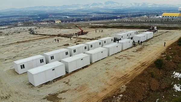 deprem-bolgesinde-istihdam-seferberligi-is-icin-mobil-ofis-kurulacak-1677478061454.jpg Deprem bölgesinde istihdam seferberliği: İş için mobil ofis kurulacak-3