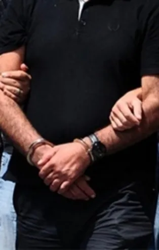 Alanya’da fuhuş operasyonunda 4 gözaltı