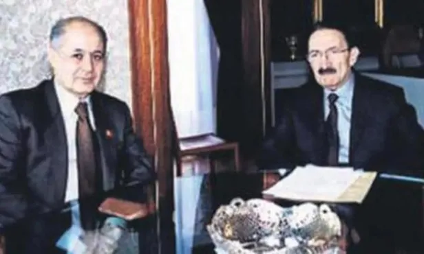 Son koalisyonu Sezer ve Ecevit arasındaki ‘Kara Çarşamba’ yıktı! Devletin zirvesinde anayasa kitapçığı kavgası: Türkiye 51 milyar dolar kaybetti-8