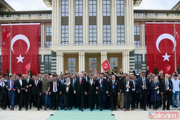 Başkan Erdoğan 15 Temmuz Demokrasi ve Milli Birlik Günü'nde milletle omuz omuza! - 1