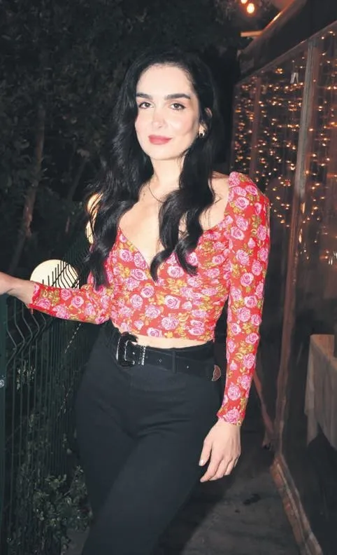 meryem-uzerli-kasildi-son-paylasimi-sosyal-medyayi-salladi-1680558845094.jpeg Meryem Uzerli 'kas'ıldı! Son paylaşımı sosyal medyayı salladı-17