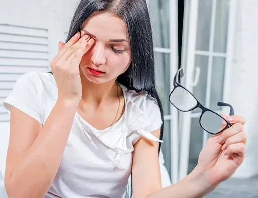 Bahar alerjisi gözleri vuruyor