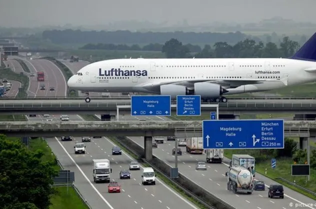 THY'nin en büyük rakibi Lufthansa üç yıldan beri ilk kez zarar etti