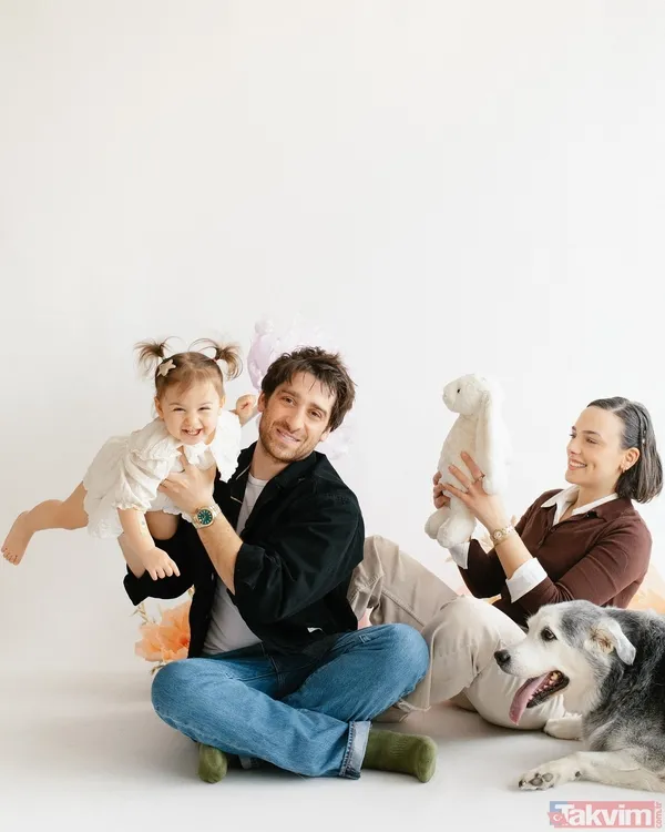 A.B.İ’nin yıldızı Kenan İmirzalıoğlu’nun ilk göz ağrısı 5 yaşında! Sinem Kobal aile pozunu paylaştı - 12