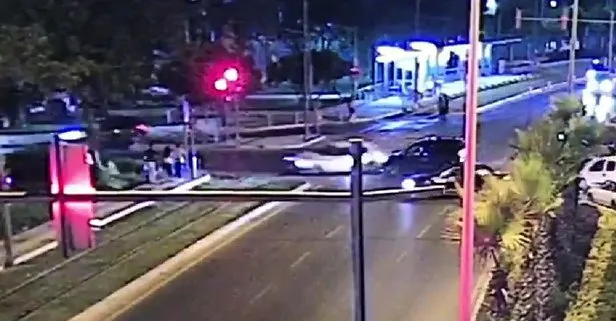 Kırmızı ışık ihlali yapan otomobil dehşet seçti