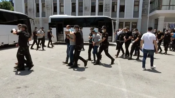 150 milyonluk rüşvet vurgununda flaş gelişme: 53 şüpheliden 21'i tutuklandı-5