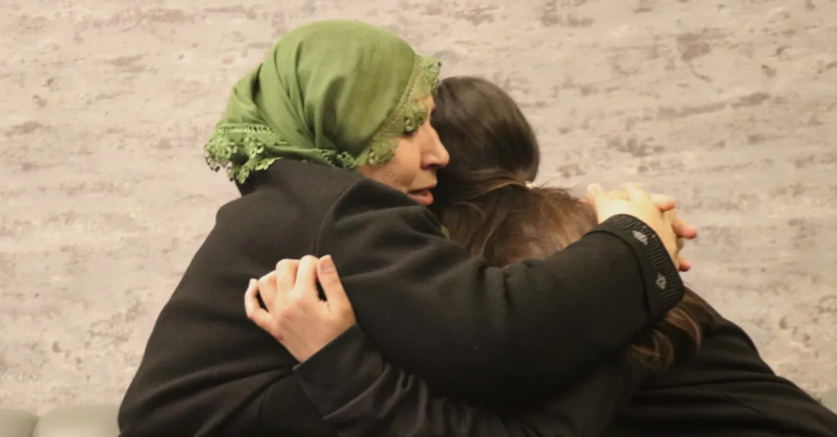 5 yıllık hasret bitti! Hüsniye anne PKK’nın elinden kurtarılan kızıyla buluştu