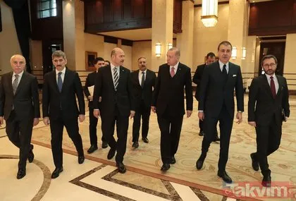 Başkan Erdoğan, Doğu ve Güneydoğu Anadolu bölgelerinden kanaat önderlerini kabul etti