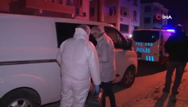 Erzincan'da kan donduran son! Tedavi için ikna etmeye çalıştığı kardeşi tarafından bıçaklanan öğretmen yaşamını yitirdi