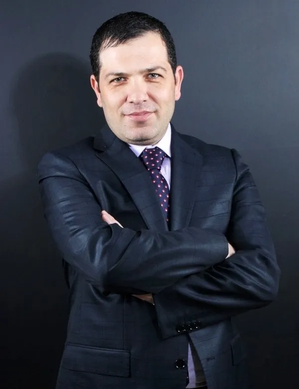 akevde-akillara-durgunluk-veren-yolsuzluk-heyet-baskanina-sahte-diploma-1660801318464.jpg AKEV'de akıllara durgunluk veren yolsuzluk: Heyet başkanına sahte diploma-2