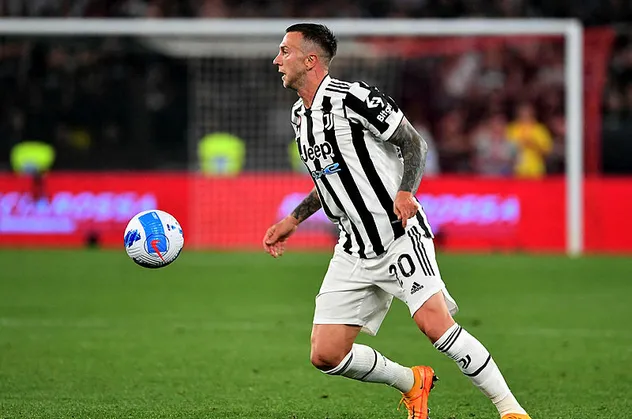 Galatasaray ve Fenerbahçe'nin transfer listesindeydi! Bernardeschi için İtalya'dan kötü haber
