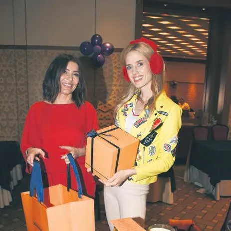 Davete ünlü akını