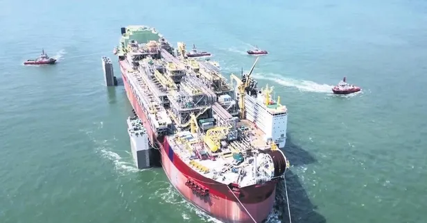 Yeni gemi yola çıkıyor