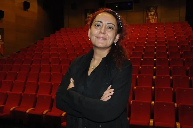 HDP'li belediyede skandal! Ödüllü tiyatrocuyu yol bakım ve altyapı biriminde görevlendirdi-1