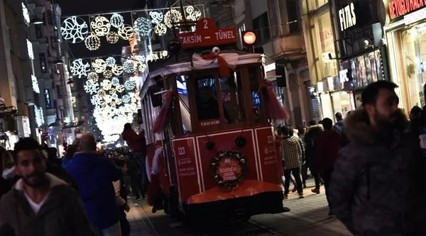 Evde yılbaşı kutlamak yasaklandı mı? Dışarıda yılbaşı kutlamaları yasak mı?-4