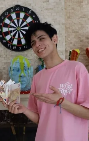 TikToker Yiğit Can Çakmak'tan (YiğitResmi) bomba Demet Akalın itirafı: "7 Bin TL'ye 2 milyonluk reklam yaptırdı!"