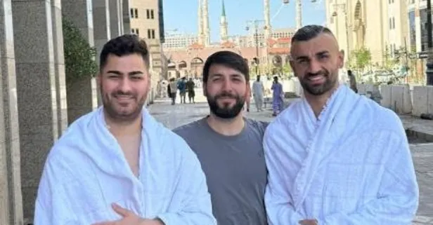 Serdar Dursun Umre’ye gitti