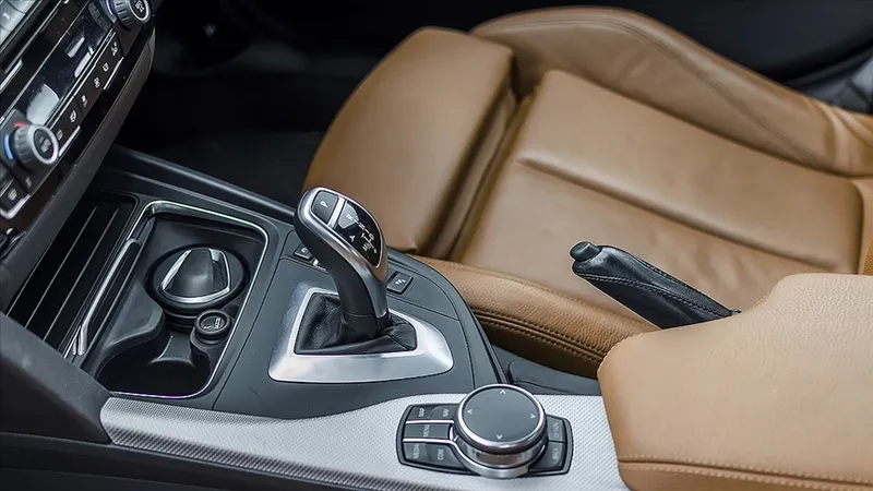 otomobil-piyasasinda-dusus-ruzgarlari-ikinci-el-fiyatlari-ne-olacak-1730321028486.jpg İkinci el fiyatları ne olacak? Otomobil piyasasında düşüş rüzgarları-4