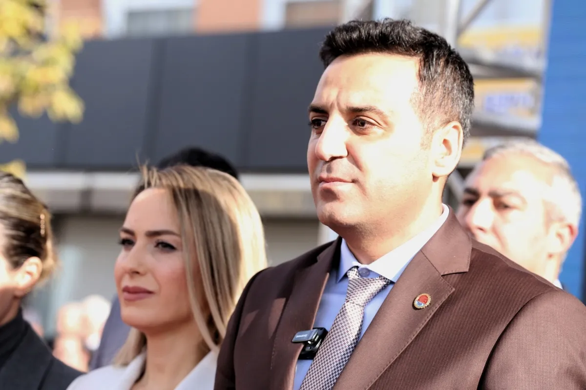 1790170156491.jpeg Çiğli Belediye Başkanı Yıldız AK Parti yolunda... Bardağı taşıran saldırı! İzmir’de harita turunculaşıyor-9