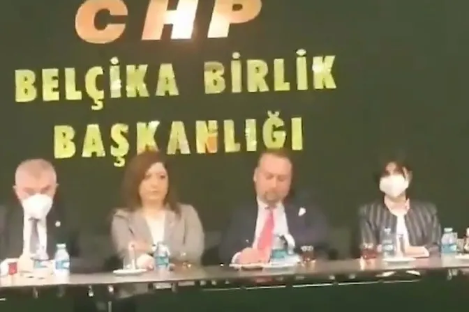 belcikada-sahte-evrak-oyunu-ozkan-yalimin-7-milyon-euroluk-vurgunu-1775276908313.jpeg Belçika'da sahte evrak oyunu: CHP'li Özkan Yalım'ın gurbetçiyi dolandırdığı ortaya çıktı-2