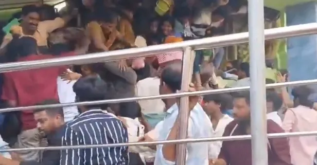 Hindistan'da tapınak faciası! İzdiham çıktı: Ölü ve yaralar var