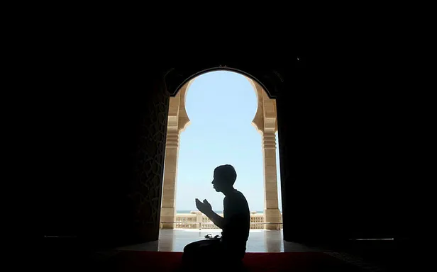 regaip-kandili-gecesi-neden-onemli-regaip-kandilinde-nasil-dua-edilir-neler-yapilir-2022-nihat-hatipoglu-regai-1643807544551.jpg Regaip Kandili'nde ne olmuştur? Regaip Kandili'nin İslam alemi için önemi nedir? Nihat Hatipoğlu Regaip Kandili duası!-7