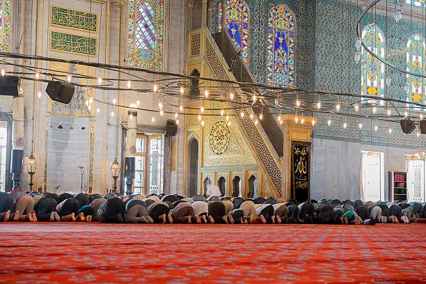 adana-sanliurfa-gaziantep-bayram-namazi-vakitleri-diyanet-il-il-namaz-saatleri-21-nisan-2023-adana-sanliurfa-g-1681889913964.jpg 21 Nisan 2023 ADANA, ŞANLIURFA, GAZİANTEP bayram namazı saat kaçta? Adana, Şanlıurfa, Gaziantep BAYRAM NAMAZI VAKİTLERİ! Diyanet İL İL namaz saatleri!-2