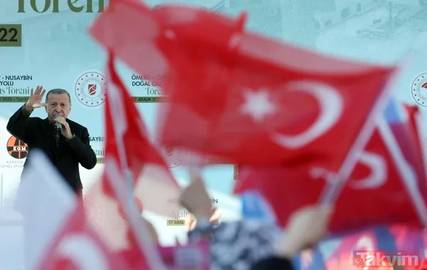 Vatandaşlardan Mardin'de 6'lı masaya pankartlı gönderme: Üzümümüz şiredir 6’lı masa fitnedir! Reis sen dik dur Mardin halkı seninledir - 12