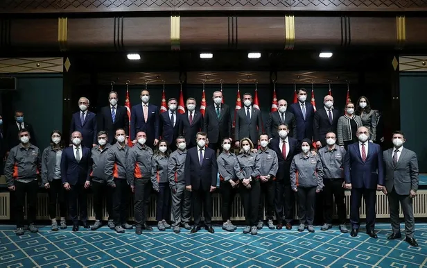 Son dakika: Ford Otosan'dan 2 milyar avroluk dev yatırım! Başkan Erdoğan'dan flaş önemli açıklamalar-6