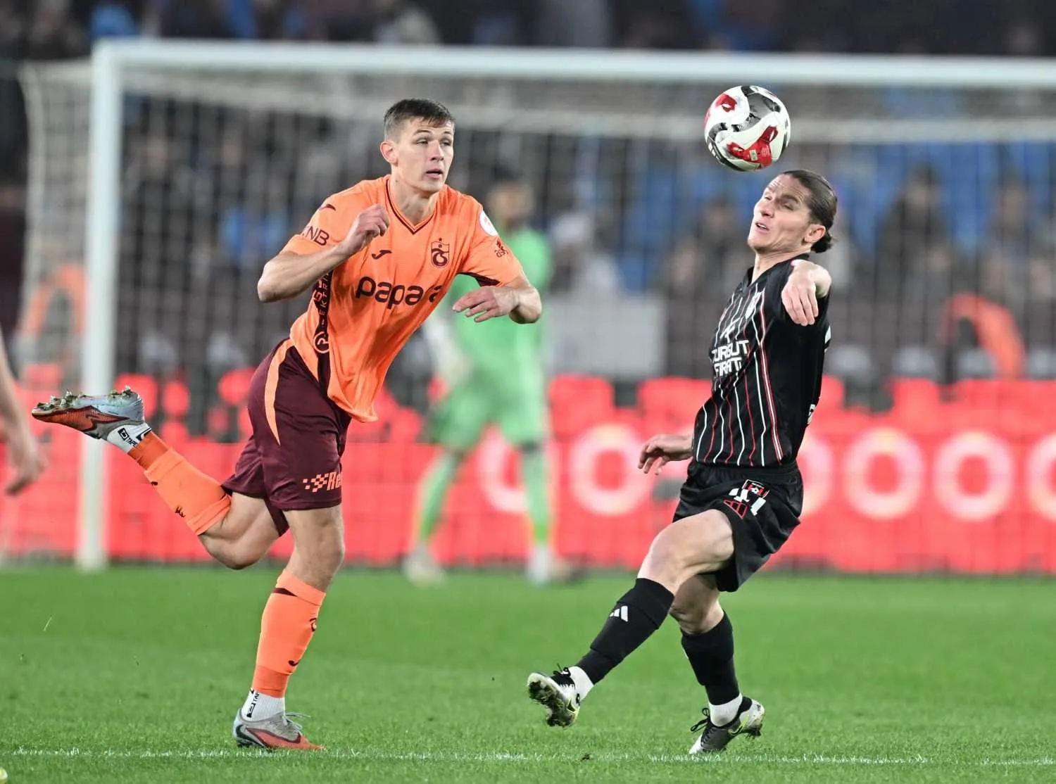 Trabzonspor genç yıldızın transferini bitirdi! 3'lü taarruz başladı - 3