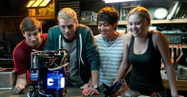 Sonsuzluk Projesi film konusu nedir? Sonsuzluk Projesi oyuncuları kimler? Ne zaman çekildi?-4