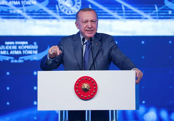 son-dakika-baskan-recep-tayyip-erdogan-ak-parti-ile-chpnin-hizmetlerini-kiyasladi-kanal-istanbul-cesme-takma-toreni-degil-1624711147764.jpg