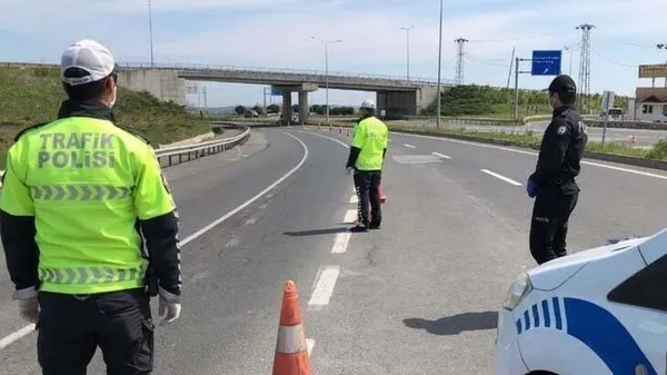 mersin-giris-cikis-yasak-mi-mersin-valiligi-giris-cikis-yasagi-kac-gun-surecek-1592490603557.jpg Mersin giriş çıkış yasak mı? Mersin Valiliği giriş çıkış yasağı kaç gün sürecek?-2