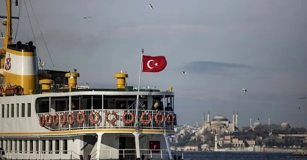İstanbul'da deniz ulaşımına lodos engeli