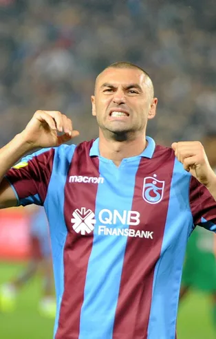 Burak Yılmaz'ın peşine düştüler!
